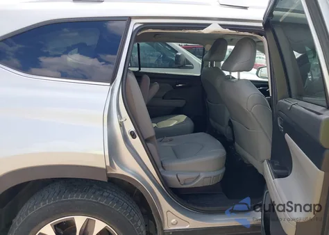 2020 Toyota Highlander Xle from USA, damaged, VIN 5TDGZRAH0LS511934